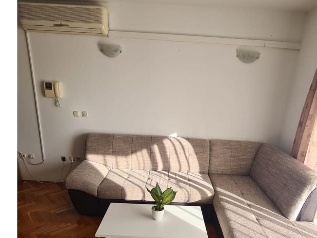 Apartman Ljubav Макарска Экстерьер фото